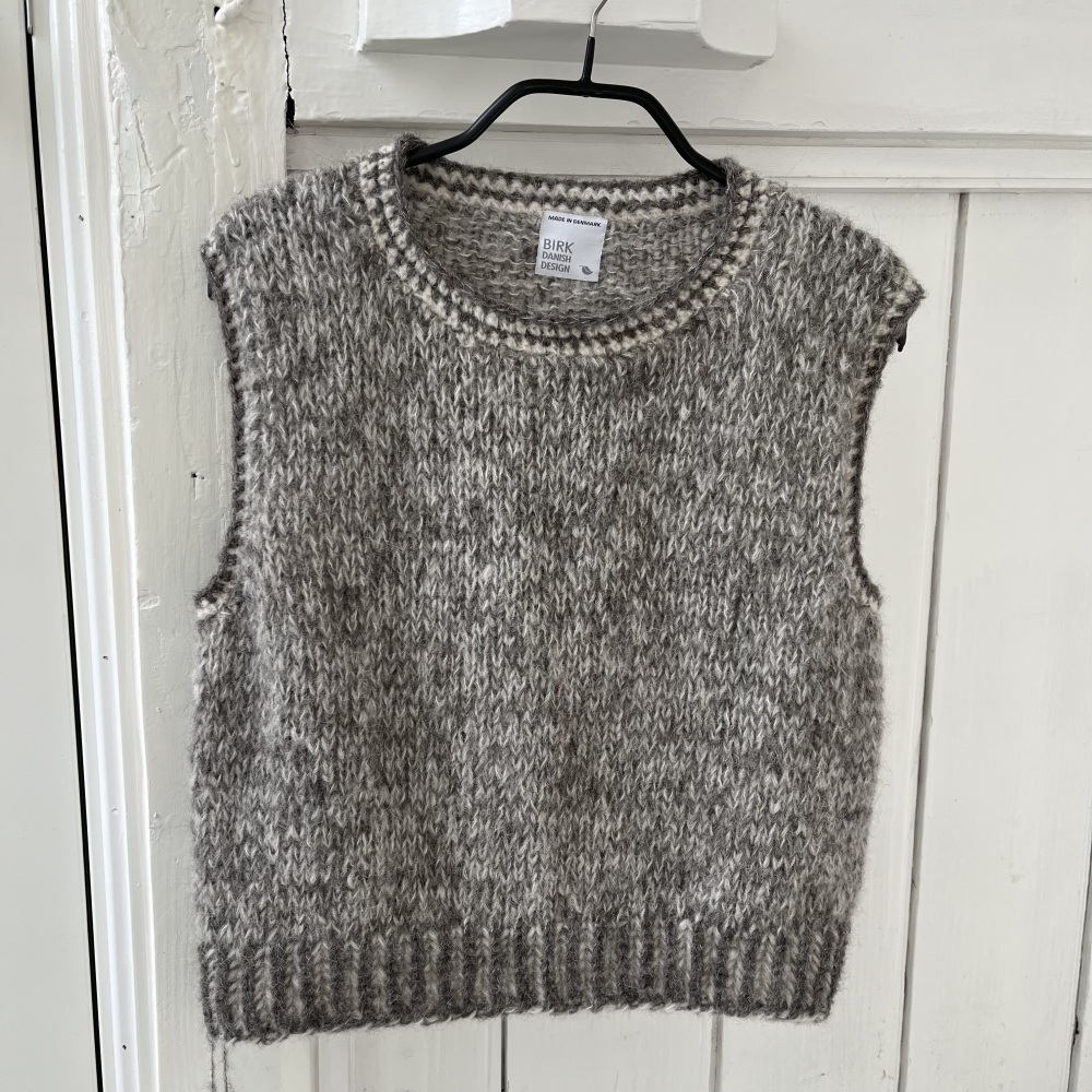 BIRK silk alpaca vest. Choose colour and size. Shipping for AU included